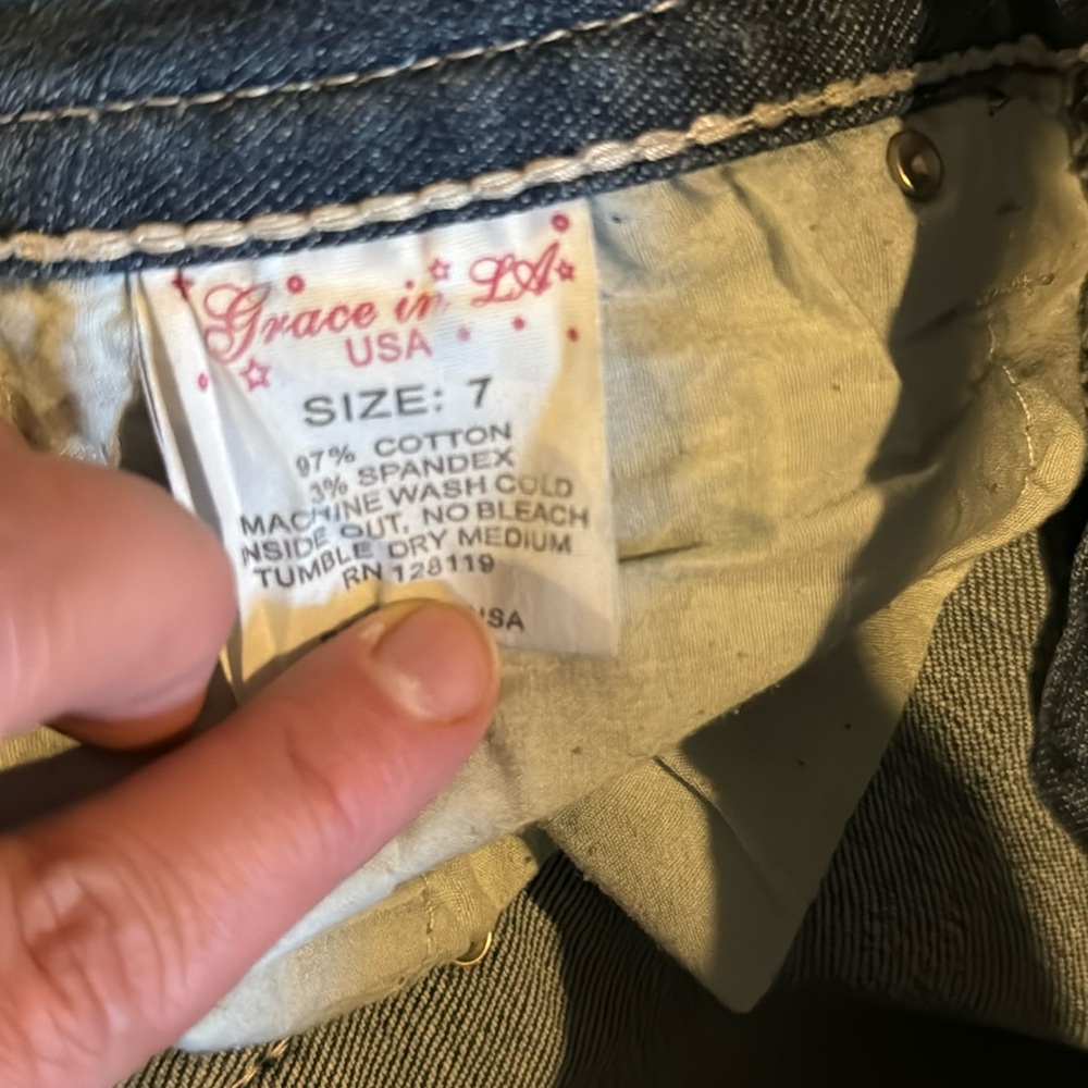 Women’s Grace in LA jeans size 7. Embellished jeans - Picture 5 of 5